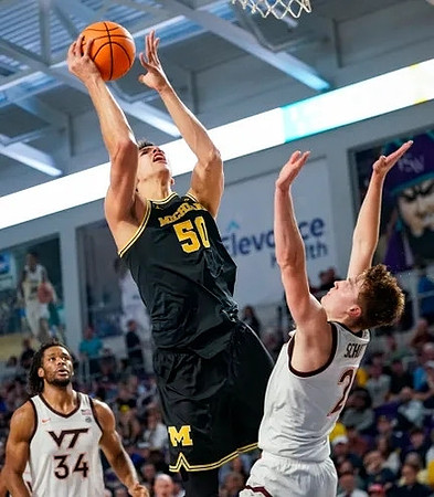 Vladislav Goldin (50)