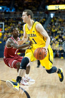 Nik Stauskas (11)