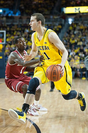 Nik Stauskas (11)