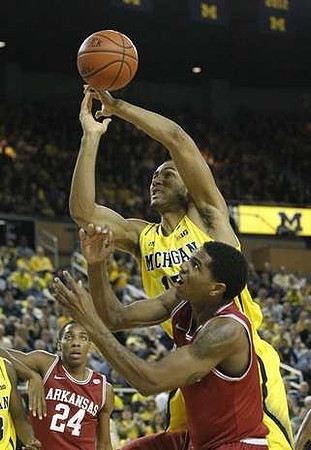 Jon Horford (15)