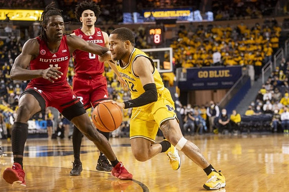 DeVante' Jones (12)