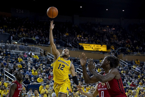 DeVante' Jones (12)