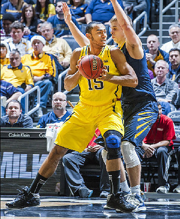 Jon Horford (15)