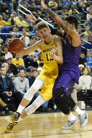 Moritz Wagner (13)