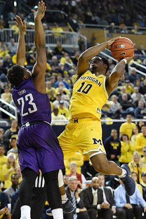 Derrick Walton Jr. (10)