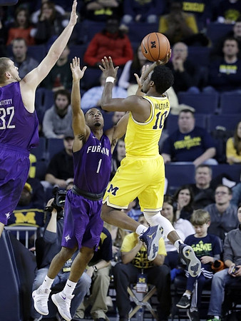 Derrick Walton Jr. (10)