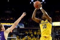 Derrick Walton Jr. (10)
