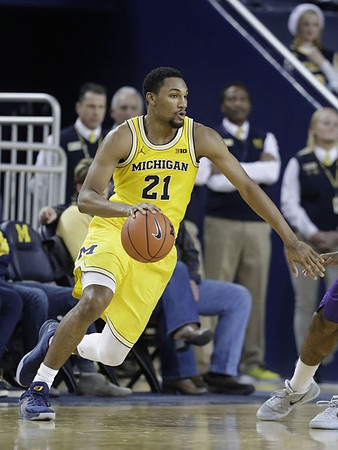 Zak Irvin (21)