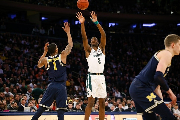 Charles Matthews (1) and Moritz Wagner (13)