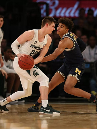 Jordan Poole (2)