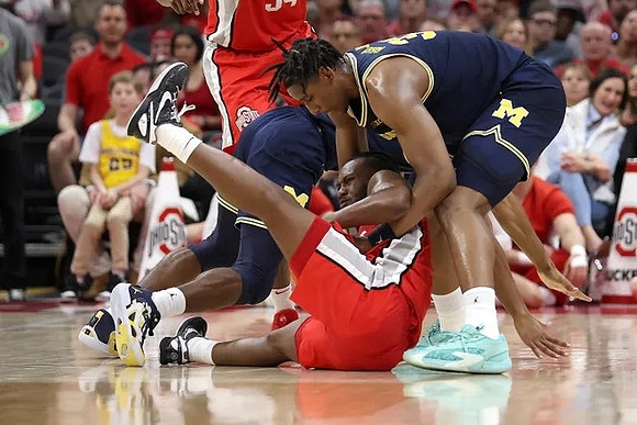 Tarris Reed Jr. (32)