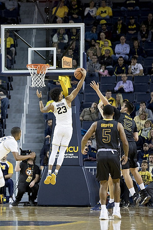 Ibi Watson (23) and Muhammad-Ali Abdur-Rahkman (12)