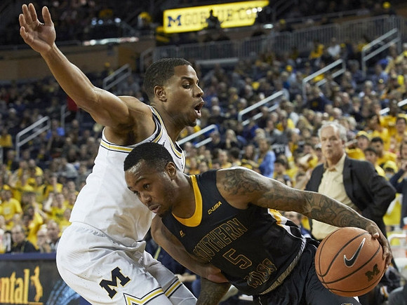 Jaaron Simmons (5)