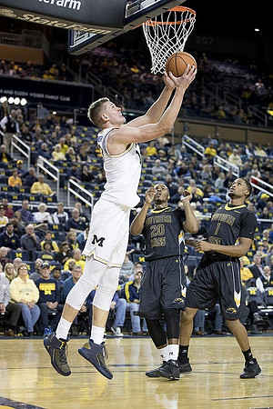 Moritz Wagner (13)