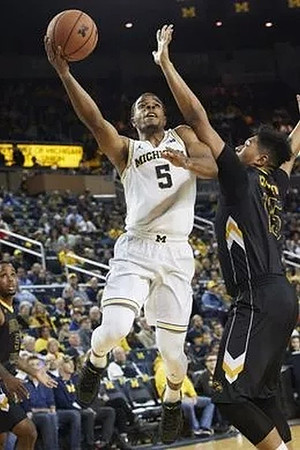 Jaaron Simmons (5)