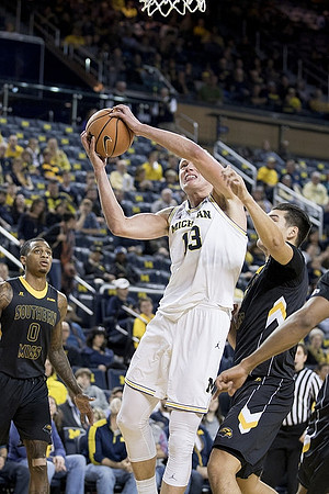 Moritz Wagner (13)