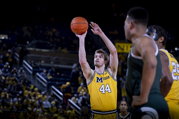 Jaron Faulds (44) and Jace Howard (25)