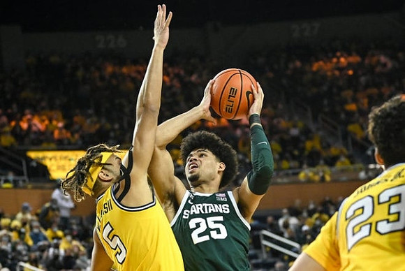 Terrance Williams II (5) and Brandon Johns Jr. (23)