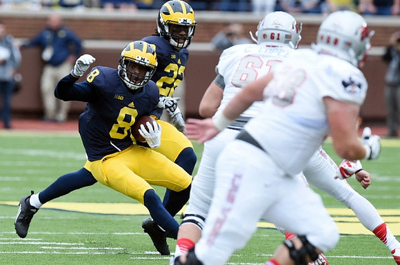 Channing Stribling (8) and Jarrod Wilson (22)
