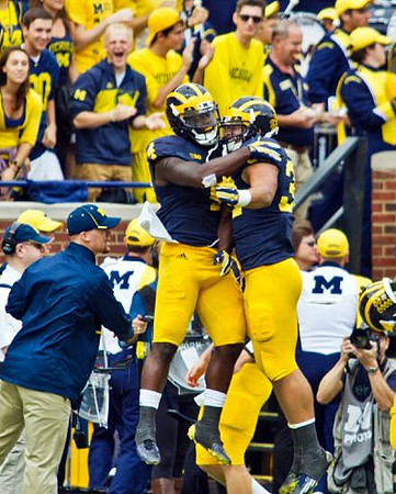 De'Veon Smith (4) and Joe Kerridge (36)