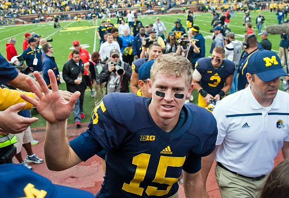 Jake Rudock (15) and Desmond Morgan (3)