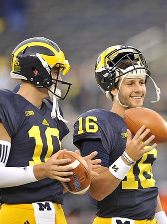 Zach Gentry (10) and Garrett Moores (16)