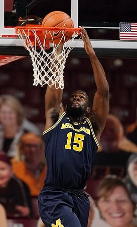 Chaundee Brown Jr. (15)