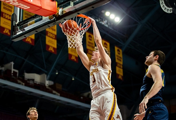 Franz Wagner (21) and Hunter Dickinson (1)