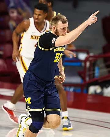Austin Davis (51)