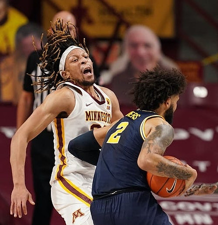 Isaiah Livers (2)