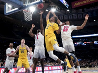 Jon Teske (15) and Muhammad-Ali Abdur-Rahkman (12)