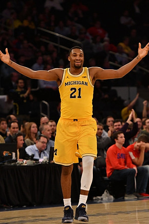 Zak Irvin (21)