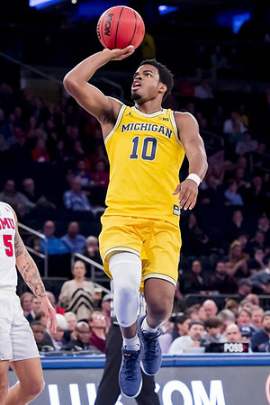 Derrick Walton Jr. (10)