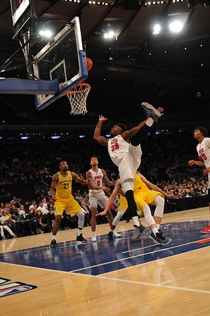 Zak Irvin (21)