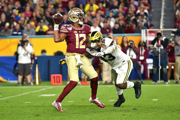 Taco Charlton (33)