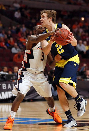 Spike Albrecht (2)