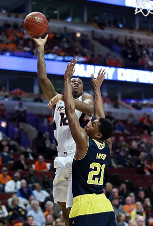 Zak Irvin (21)