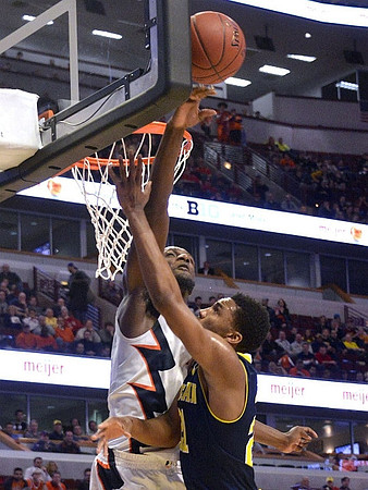 Zak Irvin (21)