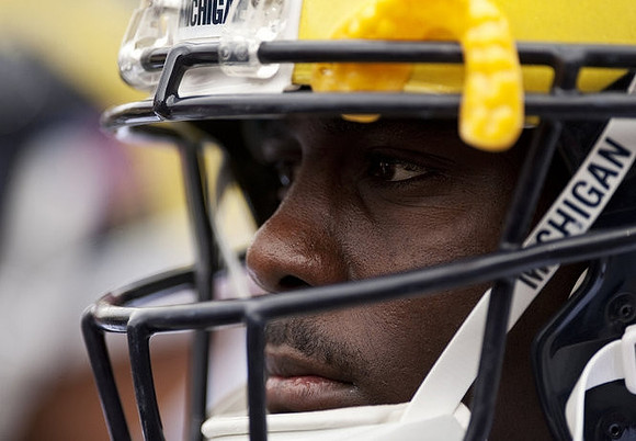 Denard Robinson (16)