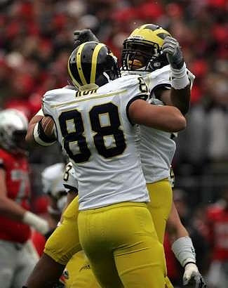 Craig Roh (88) and Frank Clark (57)