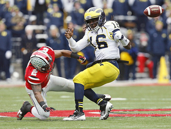 Denard Robinson (16)