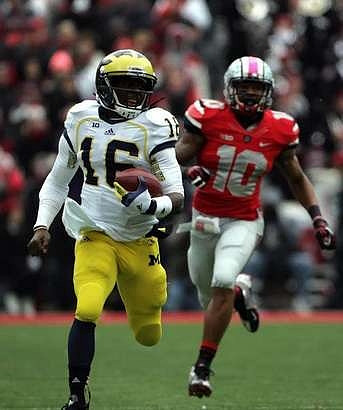 Denard Robinson (16)