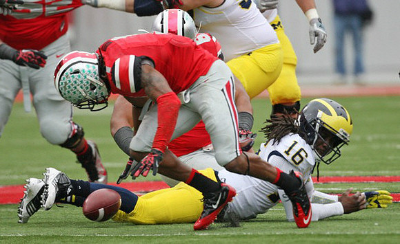 Denard Robinson (16)
