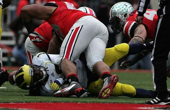 Denard Robinson (16)