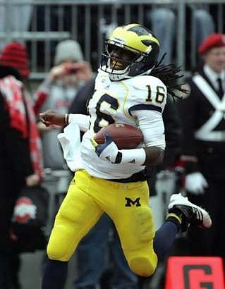 Denard Robinson (16)