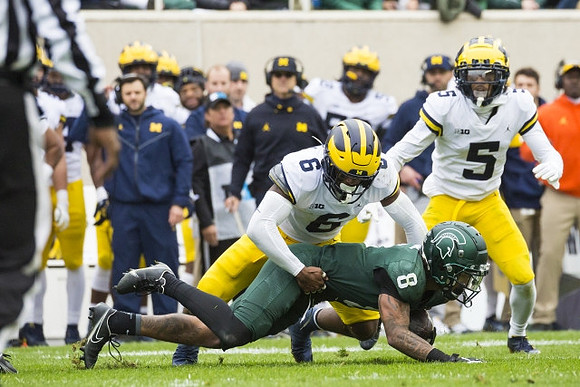R.J. Moten (6) and DJ Turner (5)