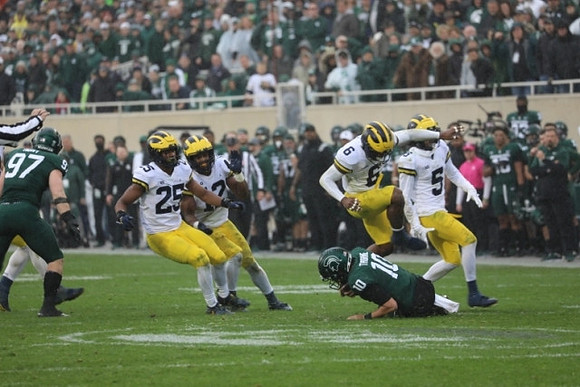 Junior Colson (25), Josh Ross (12), R.J. Moten (6), and DJ Turner (5)
