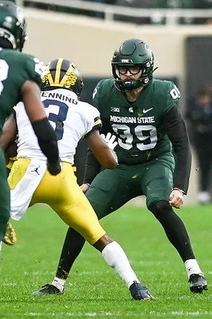 A.J. Henning (3)