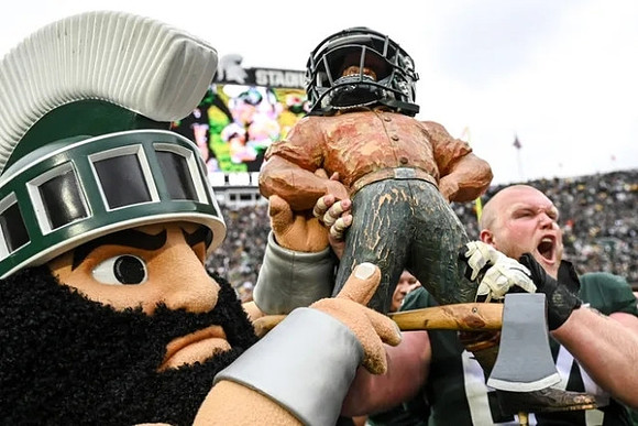 Paul Bunyan Trophy