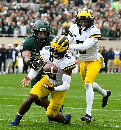 R.J. Moten (6) and DJ Turner (5)